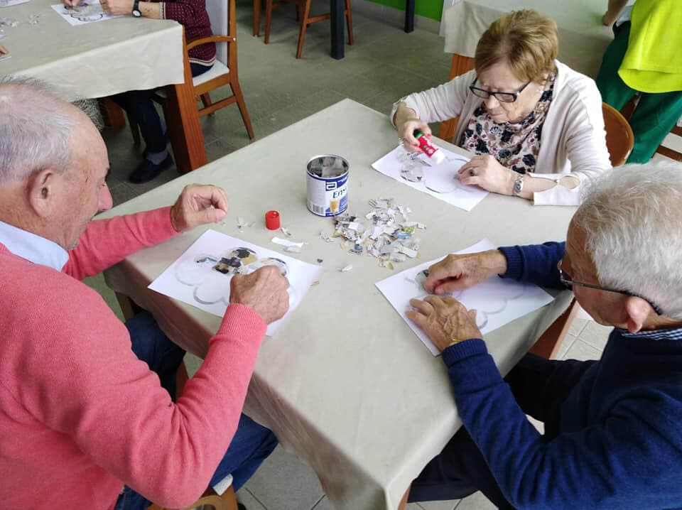 Alternativas para el ocio en el centro de día D'Alba: ¡conoce nuestros talleres!